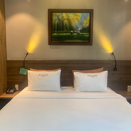 Sunflower Luxury Hotel Bandar Ho Chi Minh Luaran gambar