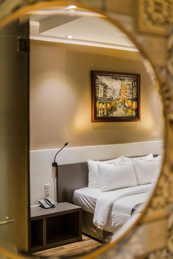 Sunflower Luxury Hotel Bandar Ho Chi Minh Luaran gambar