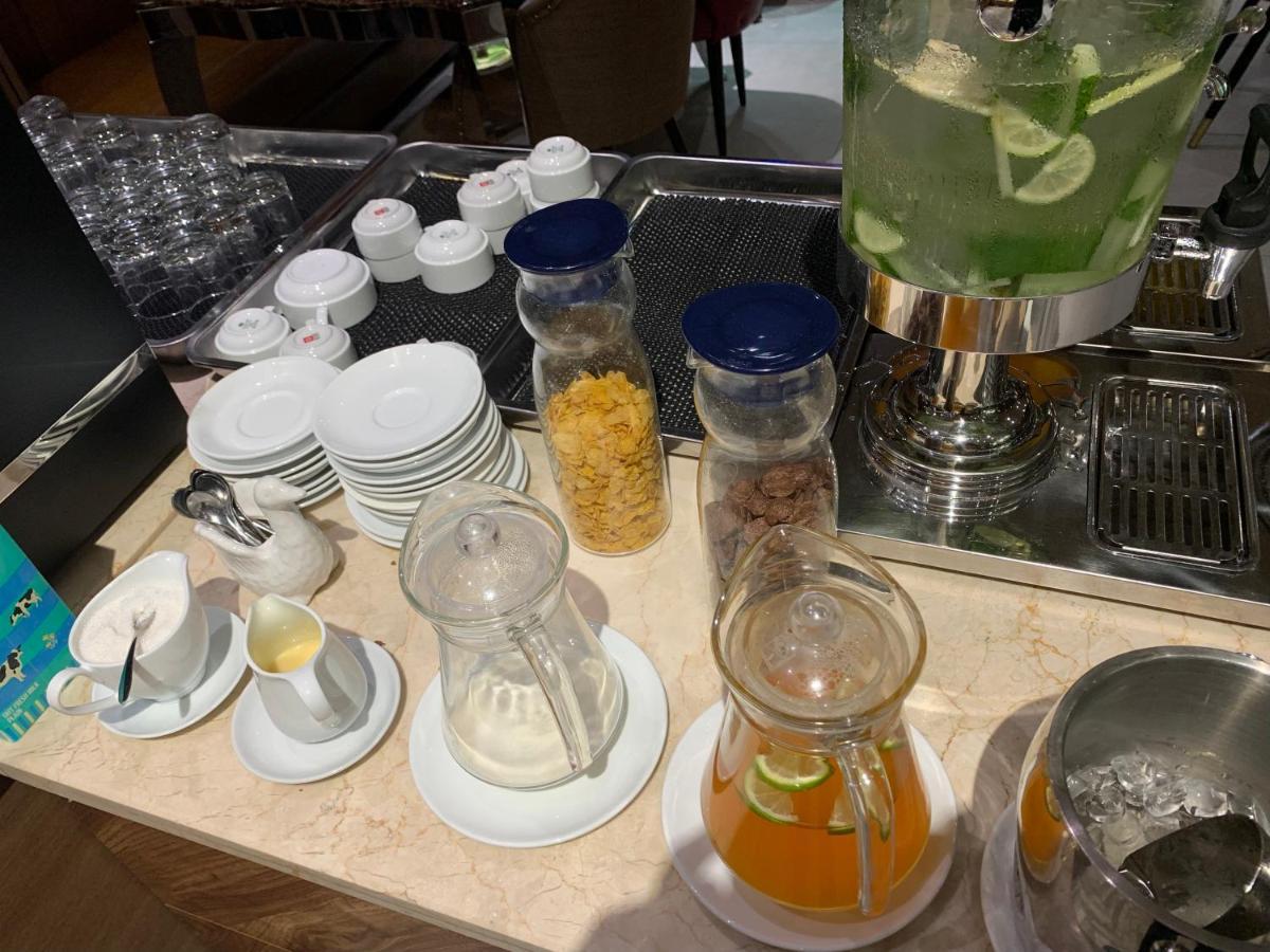 Sunflower Luxury Hotel Bandar Ho Chi Minh Luaran gambar